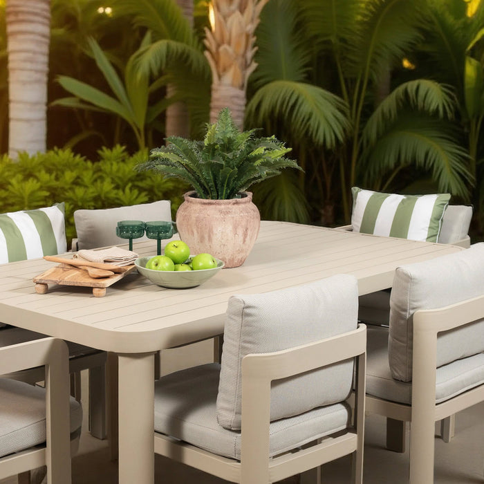 Your Guide to Choosing Coastal Style Furniture