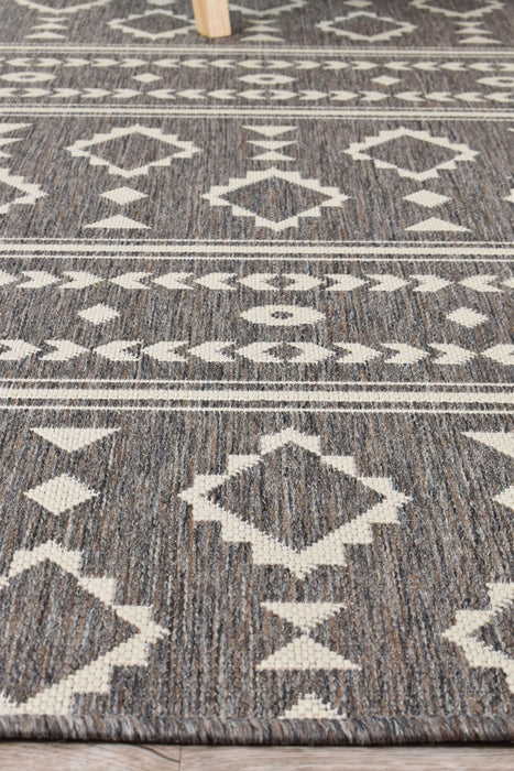 Alaska Brown Rug 3333-W71E