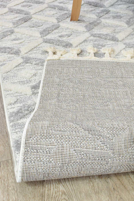 August B0785A Grey